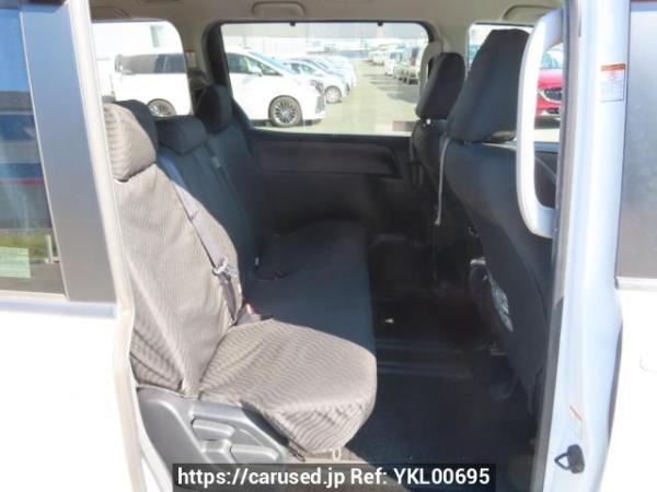 Used 2015 AT toyota noah ZRR80G Image[13]