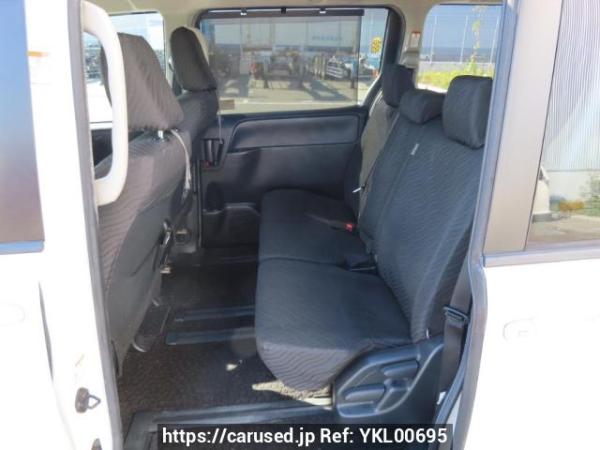 Used 2015 AT toyota noah ZRR80G Image[14]