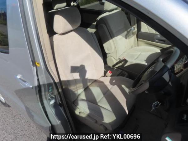 Used 2003 AT toyota alphard MNH10W Image[15]