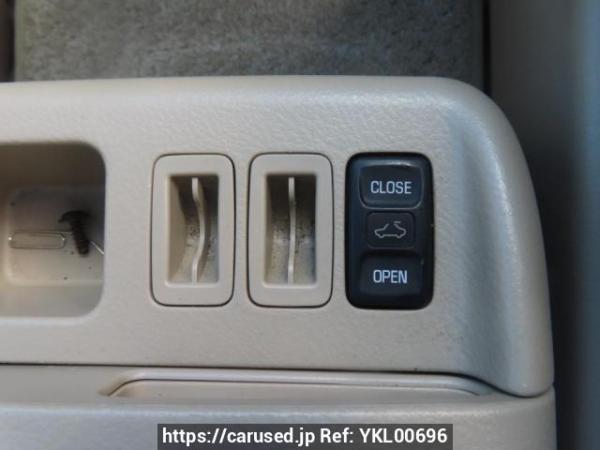 Used 2003 AT toyota alphard MNH10W Image[33]