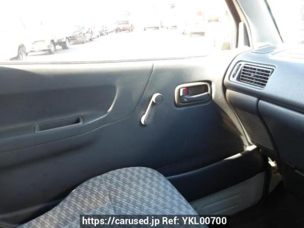 Used 2003 MT toyota regiusace-van TRH112K Image[28]
