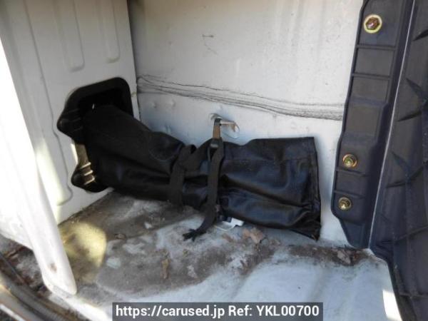 Used 2003 MT toyota regiusace-van TRH112K Image[44]