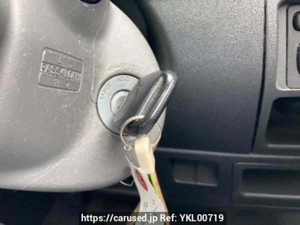 Used 2005 AT toyota sienta NCP81G Image[25]