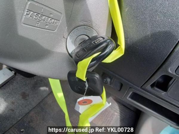 Used 2005 AT toyota sienta NCP81G Image[26]