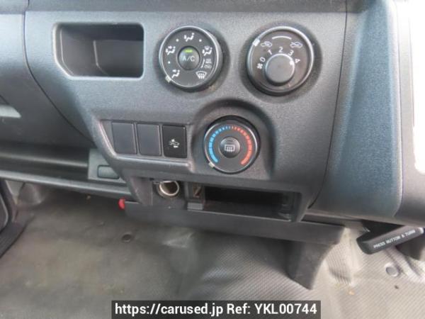 Used 2018 AT toyota regiusace-van TRH200V Image[25]