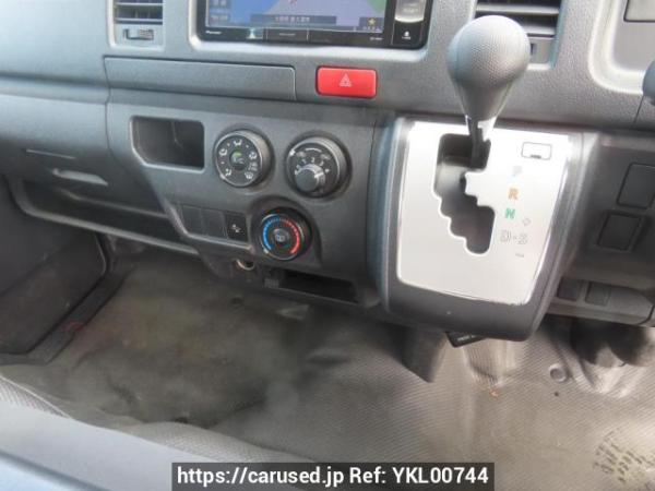 Used 2018 AT toyota regiusace-van TRH200V Image[26]