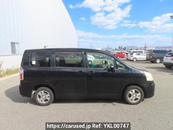 Used 2007 AT toyota noah ZRR70G Image[7]