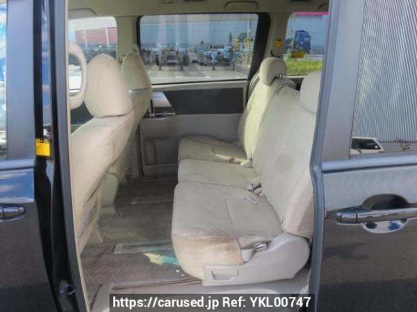 Used 2007 AT toyota noah ZRR70G Image[19]
