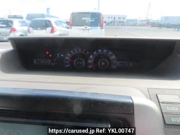 Used 2007 AT toyota noah ZRR70G Image[31]