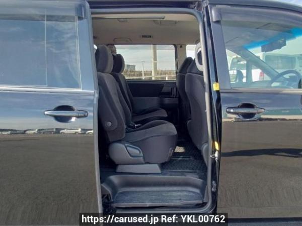 Used 2010 AT toyota noah ZRR75G Image[15]