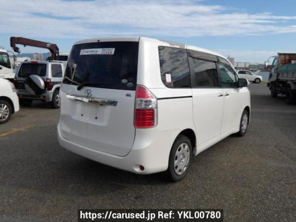 Used 2010 AT toyota noah ZRR70G Image[6]
