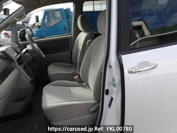 Used 2010 AT toyota noah ZRR70G Image[14]