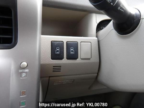 Used 2010 AT toyota noah ZRR70G Image[27]