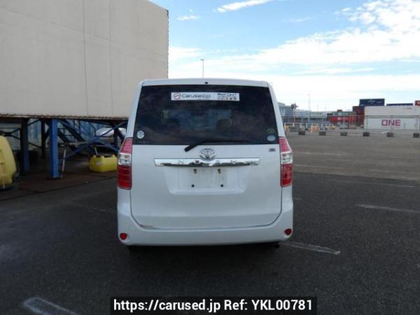 Used 2008 AT toyota noah ZRR70G Image[5]