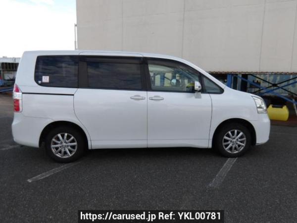 Used 2008 AT toyota noah ZRR70G Image[7]