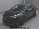 Toyota C-HR ZYX10