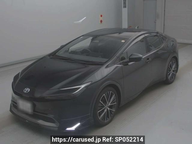 2024 Toyota Prius MXWH60