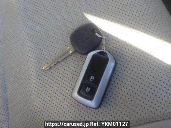 Used 2005 AT toyota alphard ANH10W Image[25]