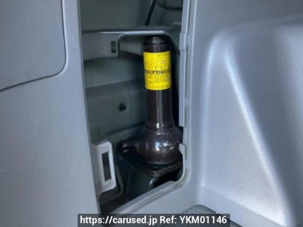 Used 2002 AT toyota hilux-surf RZN215W Image[41]