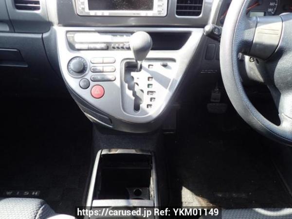 Used 2003 AT toyota wish ZNE10G Image[17]