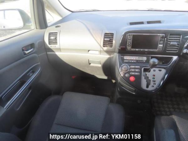 Used 2004 AT toyota wish ZNE10G Image[21]
