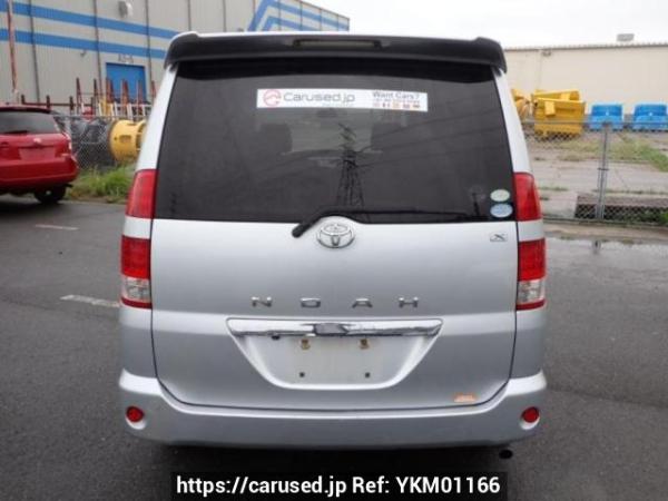 Used 2005 AT toyota noah AZR60G Image[5]