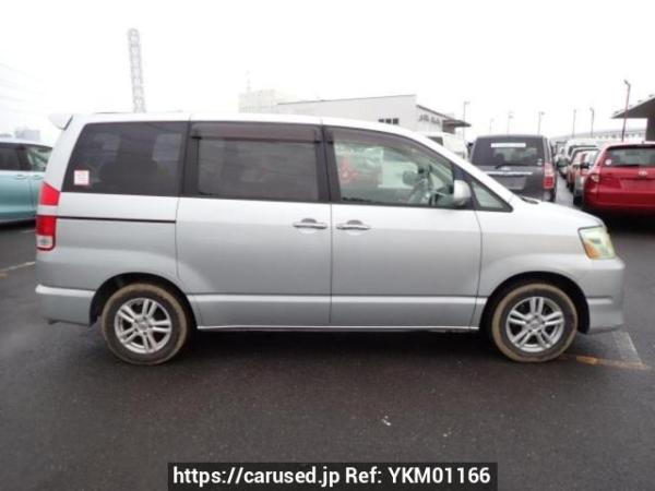 Used 2005 AT toyota noah AZR60G Image[7]