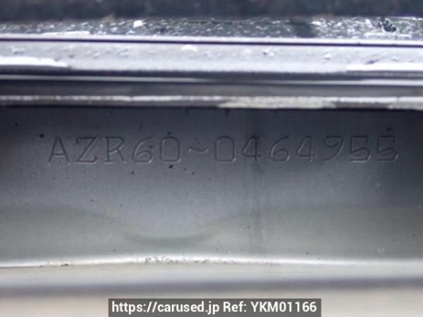 Used 2005 AT toyota noah AZR60G Image[11]