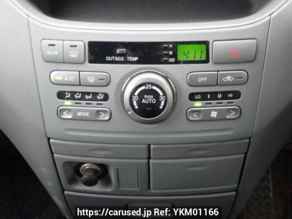Used 2005 AT toyota noah AZR60G Image[23]