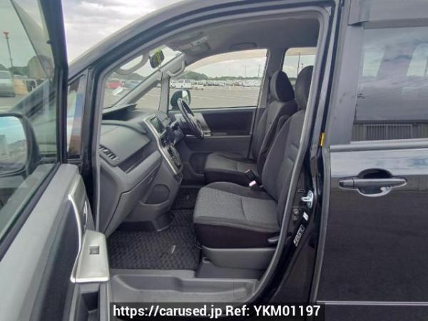 Used 2008 AT toyota noah ZRR75W Image[14]