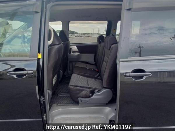 Used 2008 AT toyota noah ZRR75W Image[16]