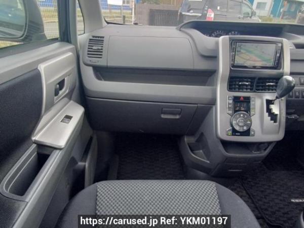 Used 2008 AT toyota noah ZRR75W Image[19]