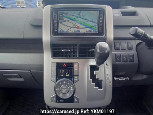 Used 2008 AT toyota noah ZRR75W Image[21]