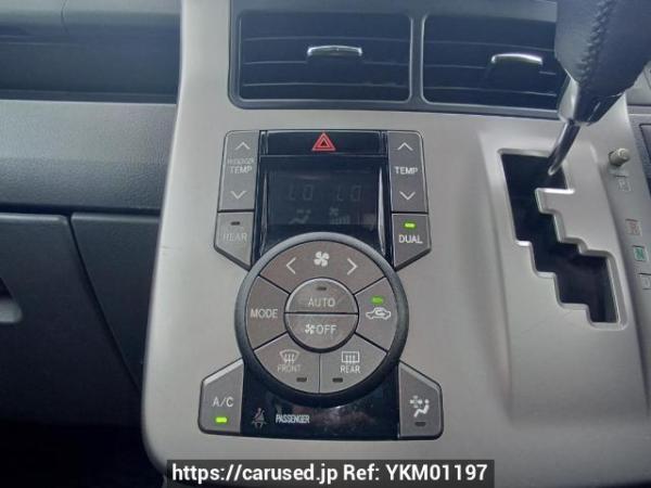 Used 2008 AT toyota noah ZRR75W Image[24]
