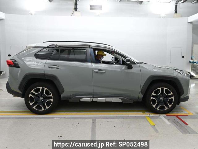 Buy Used 2021 Toyota RAV4 MXAA54 (SP052498) - Carused.jp