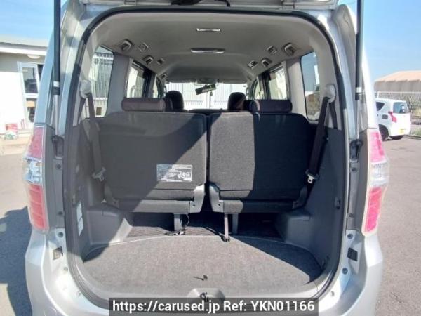 Used 2009 AT toyota noah ZRR75W Image[8]