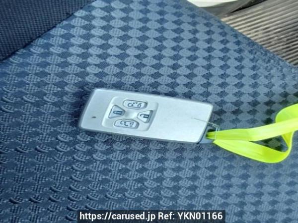 Used 2009 AT toyota noah ZRR75W Image[27]