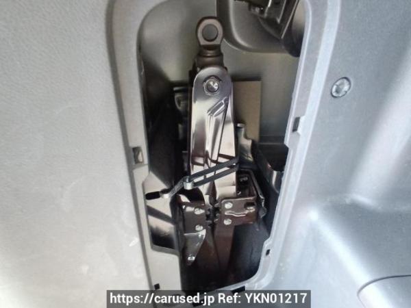 Used 2007 AT toyota noah ZRR75W Image[43]