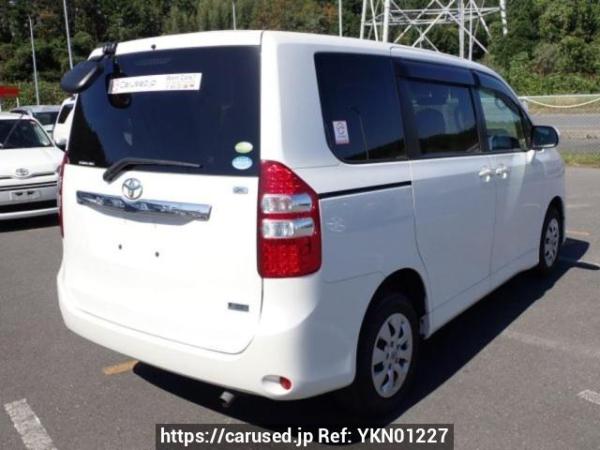 Used 2010 AT toyota noah ZRR75G Image[6]