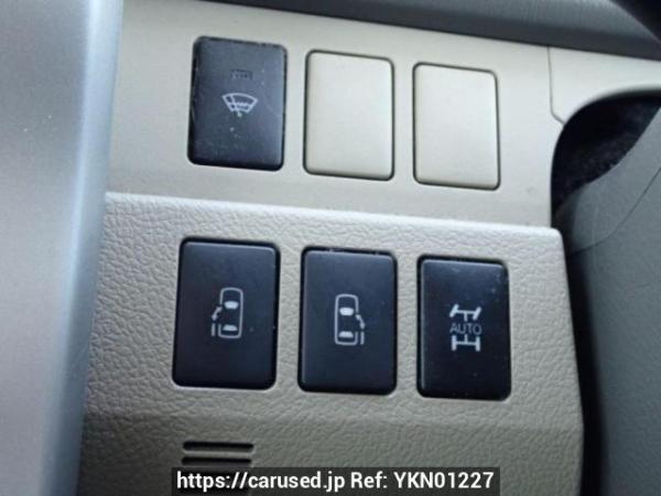 Used 2010 AT toyota noah ZRR75G Image[25]