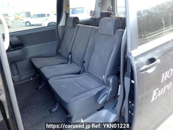 Used 2007 AT toyota noah ZRR75G Image[15]