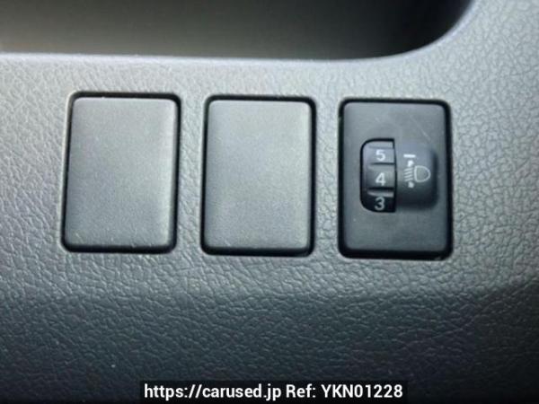 Used 2007 AT toyota noah ZRR75G Image[25]