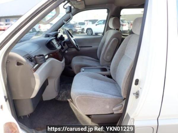 Used 2001 AT toyota regius-wagon RCH41W Image[13]