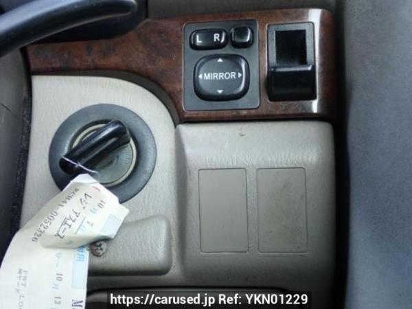 Used 2001 AT toyota regius-wagon RCH41W Image[25]