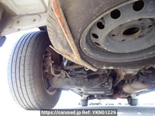 Used 2001 AT toyota regius-wagon RCH41W Image[34]