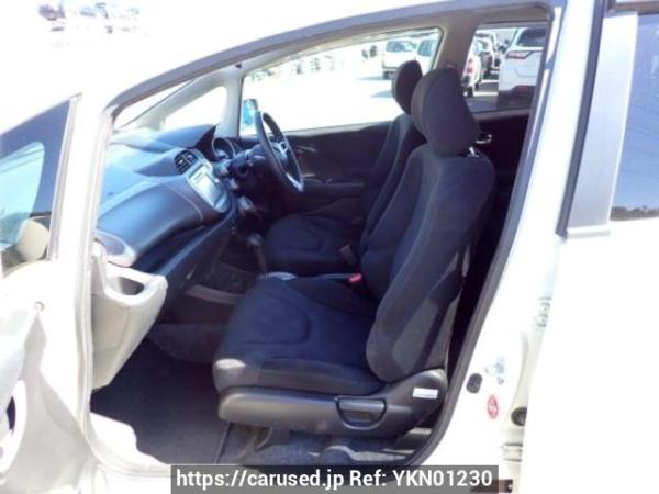 Used 2011 AT honda fit GE6 Image[12]