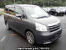 Toyota Noah ZRR70G