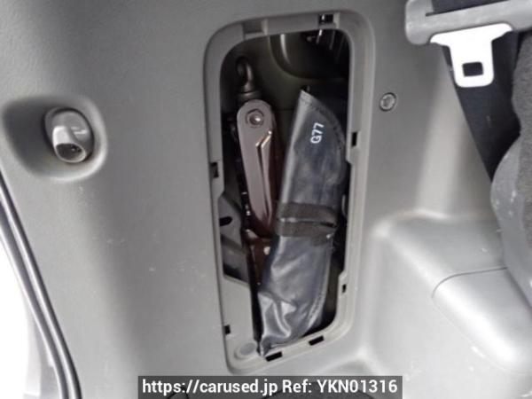 Used 2007 AT toyota noah ZRR70G Image[38]
