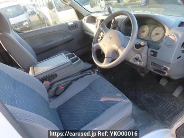 Used 2003 AT nissan caravan-van DWMGE25 Image[18]