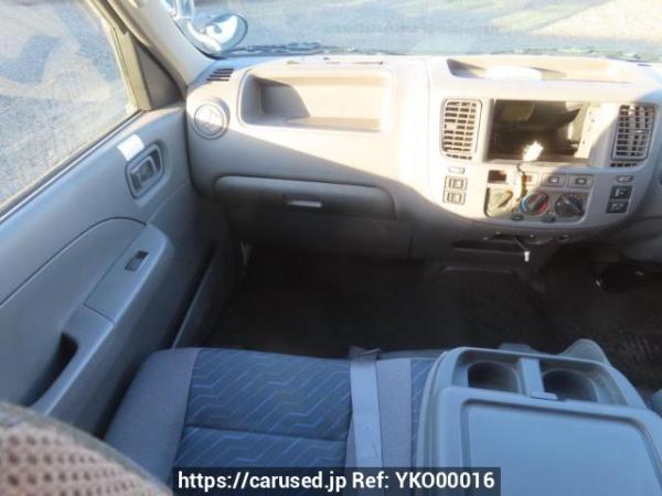 Used 2003 AT nissan caravan-van DWMGE25 Image[27]